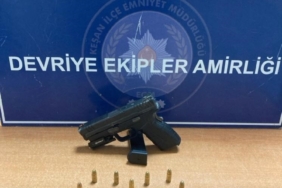Keşan’da polisin durdurduğu şüpheliden tabanca ele geçirildi