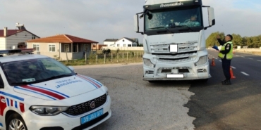 Kırklareli’de ağır tonajlı araçlar denetledi