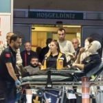 Kopan halat yüzüne çarptı