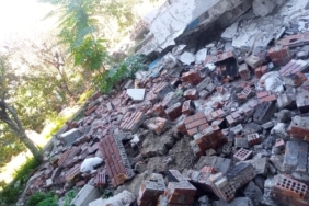 Küçükçekmece’de üzerine şömine devrilen çocuk hayatını kaybetti