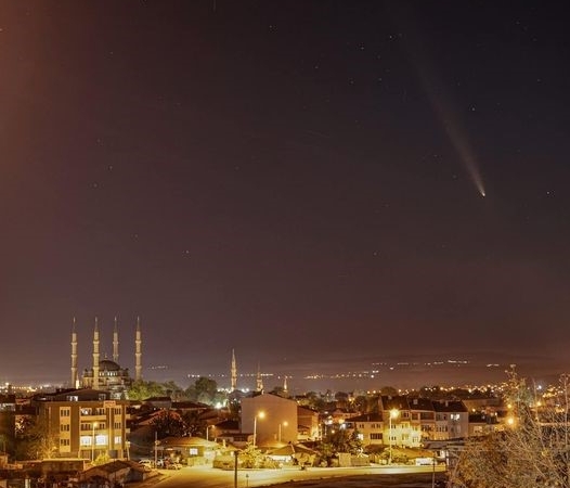 Kuyruklu yıldız Tsuchinshan-Atlas Edirne’de Selimiye Camii ile birlikte görüntülendi