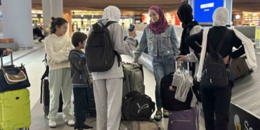 Lübnan’dan tahliye edilenler İstanbul’a getirildi