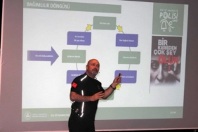 Lüleburgaz’da "En İyi Narkotik Polisi Anne" eğitimi verildi