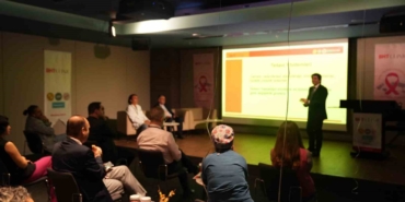 “Meme kanseri el ile fark edilene kadar tümör büyümüş oluyor, düzenli kontrole gidin”