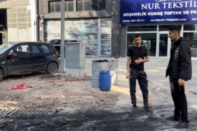 Mercedes marka elektrikli cip park halinde alev topuna döndü