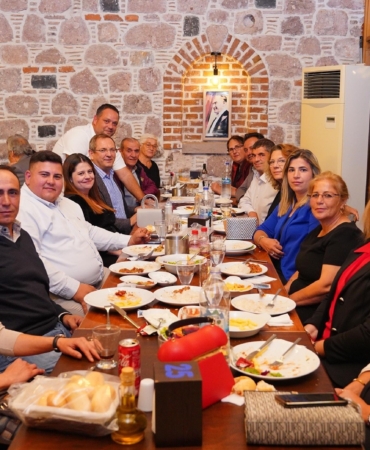 Mesut Ergin’den muhtarlara kutlama