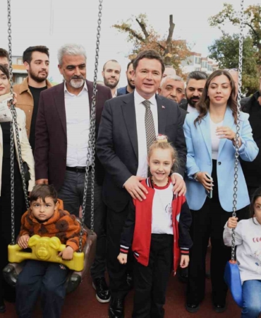 Osmangazi’de İsmet Paşa Parkı hizmete açıldı