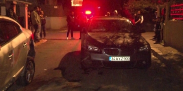 Pendik’te bir araca pompalı tüfekle saldırı düzenlendi