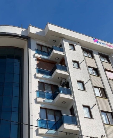 Pendik’te feci olay: Down sendromlu genç, 40 günlük bebeği camdan attı