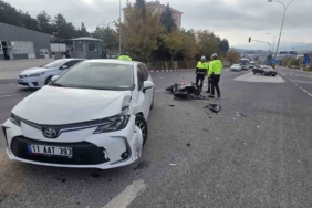 Polisevi Kavşağı’nda meydana gelen trafik kazasında 1 kişi yaralandı
