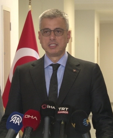 Sağlık Bakanı Memişoğlu: "İllegaliteye, yanlış uygulamalara izin vermeyeceğiz"