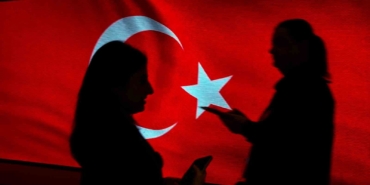 SAHA EXPO’da tüm LED ekranlara Türk bayrakları yansıtıldı