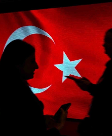 SAHA EXPO’da tüm LED ekranlara Türk bayrakları yansıtıldı