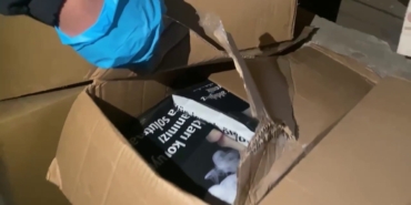 Sakarya’da 4 milyon liralık kaçak sigara malzemeleri ele geçirildi: 1 gözaltı