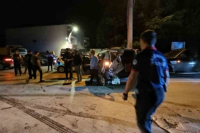 Sakarya’da otomobil, park halindeki hafif ticari araca çarptı: 1 ölü, 1 ağır yaralı