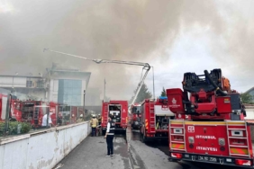Sancaktepe’de soğuk hava deposunda çıkan yangın kontrol altına alındı