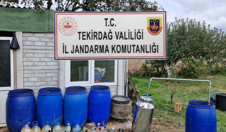 Saray’da yarım ton sahte içki ele geçirildi