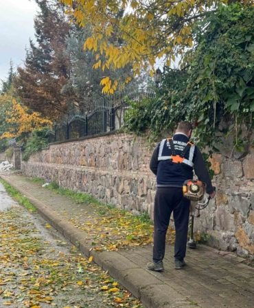 Serdivan’da temizlik seferberliği devam ediyor