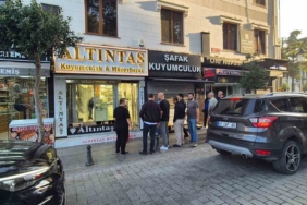 Silivri’de kuyumcu soygunu, 2 kilo altın çalındı