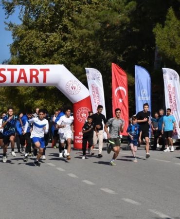 Söğütte 2’inci Cumhuriyet Koşusu gerçekleştirildi