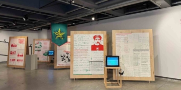 ‘Sosyalizme Tercüme’ sergisi sanatseverlerin ziyaretine açıldı