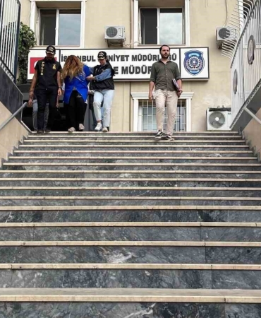 Suç makinesi firari 2 kadın, kuyumcudan böyle hırsızlık yaptı