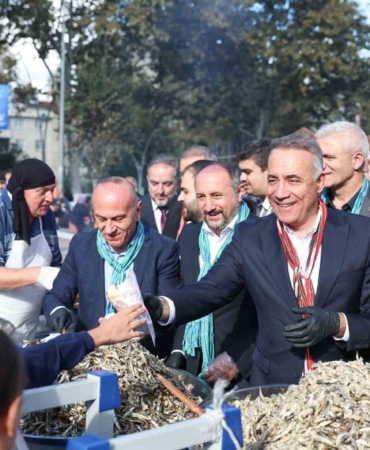 Sultangazi’de 7. Hamsi Festivali düzenlendi
