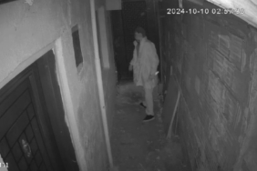 Sultangazi’de ekmek bıçaklı hırsızlık girişimi kamerada