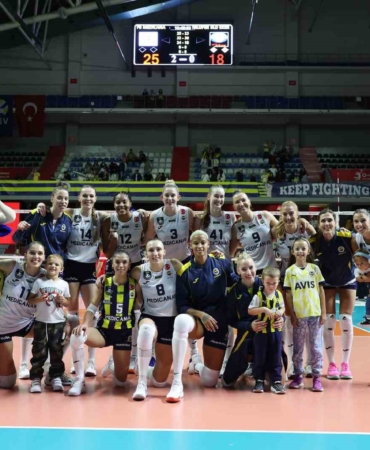 Sultanlar Ligi: Fenerbahçe: 3 - Nilüfer Belediyespor: 0