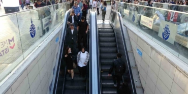 Taksim Metrosu’nda yürüyen merdiven çilesi