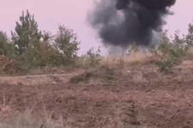 Tarlayı süren çiftçi patlamamış el bombası buldu