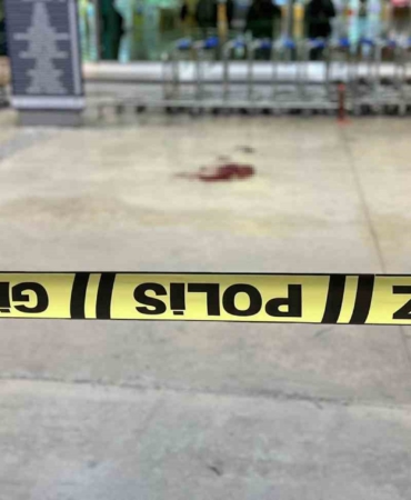 Tazminatını vermeyen patronunu silahla vurdu