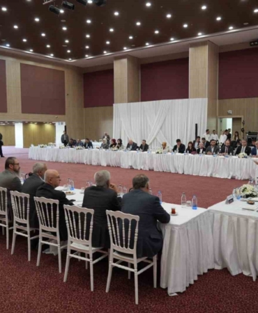 TBMM Adalet Komisyonu Başkanı Yüksel: "Suçluların 2 yılın altındaki suçlardan cezaevine girmesi değerlendiriliyor"