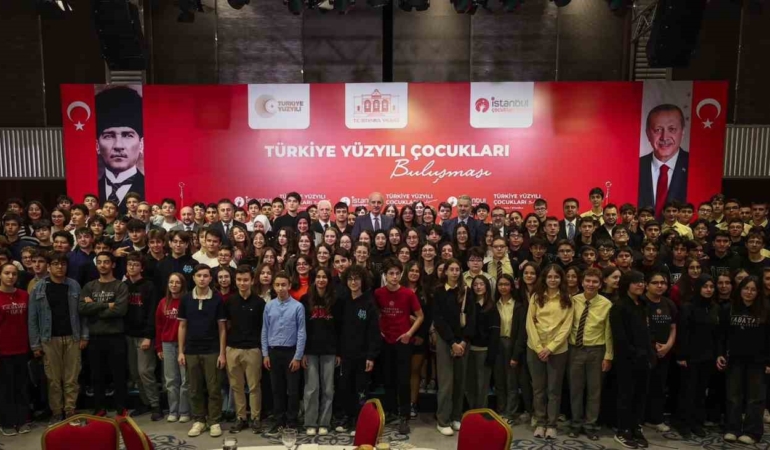 TBMM Başkanı Numan Kurtulmuş, "Türkiye Yüzyılı Çocukları ile Kahvaltı Programı’nda" ile bir araya geldi