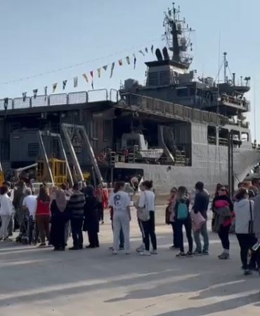 TCG Alemdar Kurtarma Gemisi Tekirdağ’da ziyarete açıldı