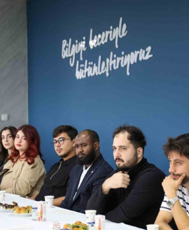 Topluluk faaliyetleri gündem oluşturuyor