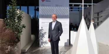 Tosyalı, desteğiyle Contemporary İstanbul’da çeliği sanata dönüştüren “Bir Dünya Hikayesi” sergisi