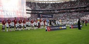 Trendyol Süper Lig: Beşiktaş: 0 - Konyaspor: 0 (Maç devam ediyor)