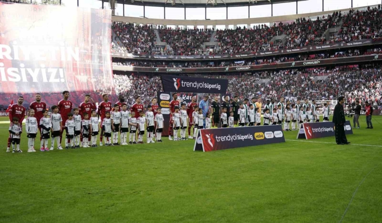 Trendyol Süper Lig: Beşiktaş: 0 - Konyaspor: 0 (Maç devam ediyor)