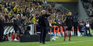 Trendyol Süper Lig: Fenerbahçe: 1 - Bodrum FK: 0 (İlk yarı)