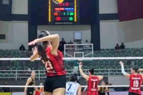 TVF Kadınlar 1. Ligi: Bozüyük Belediyesi Eğitim Spor: 0 - Göztepe: 3