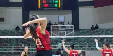 TVF Kadınlar 1. Ligi: Bozüyük Belediyesi Eğitim Spor: 0 - Göztepe: 3