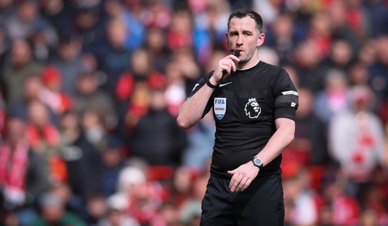 Twente - Fenerbahçe maçında Chris Kavanagh düdük çalacak