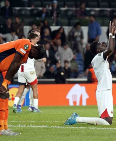 UEFA Konferans Ligi: Başakşehir: 1 - Rapid Wien: 2 (Maç sonucu)