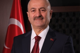 Üniversitelilere 5 bin TL’lik destek