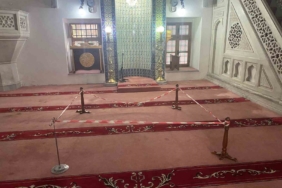 Üsküdar’da 529 yıllık tarihi Karadavud Paşa Cami’nin kubbe kısmında hasar oluştu