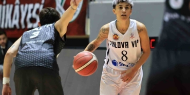 Yalova VİP İlk Galibiyetini Aldı