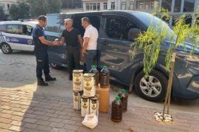 Zabıtalar insan sağlığını tehdit eden sahte zeytinyağı satan şahsı yakaladı