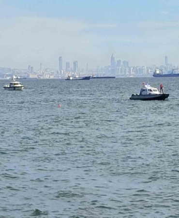 Zeytinburnu’nda denize giren çocuk kayboldu: Arama çalışmaları sürüyor