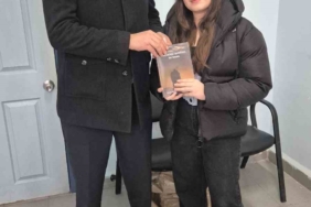 13 yaşında roman yazdı, gelirini eğitiminde kullanacak